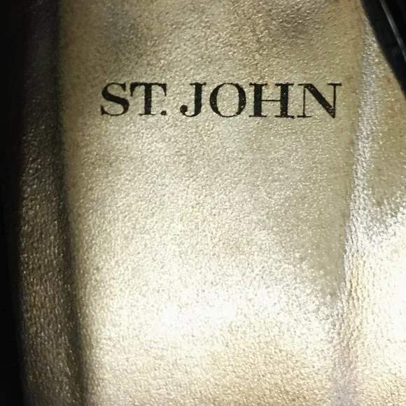 ST JOHN Black Soft Patent with Matte Gold Heel Pumps - Picture 10 of 15
